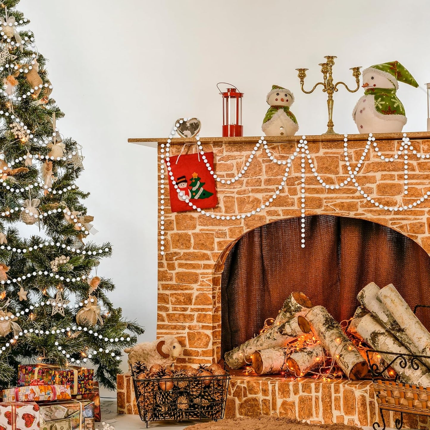 100 Feet White Christmas Tree Garland, Artificial Beads Strands Chain, Christmas Tree Decorations for DIY Xmas Tree Decorations Fireplace Balcony Home Party Decor